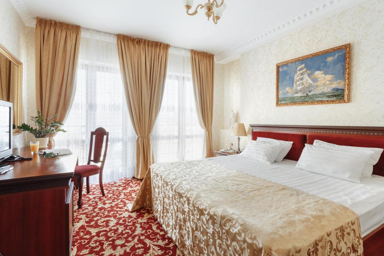 Boutique California (adults Only)